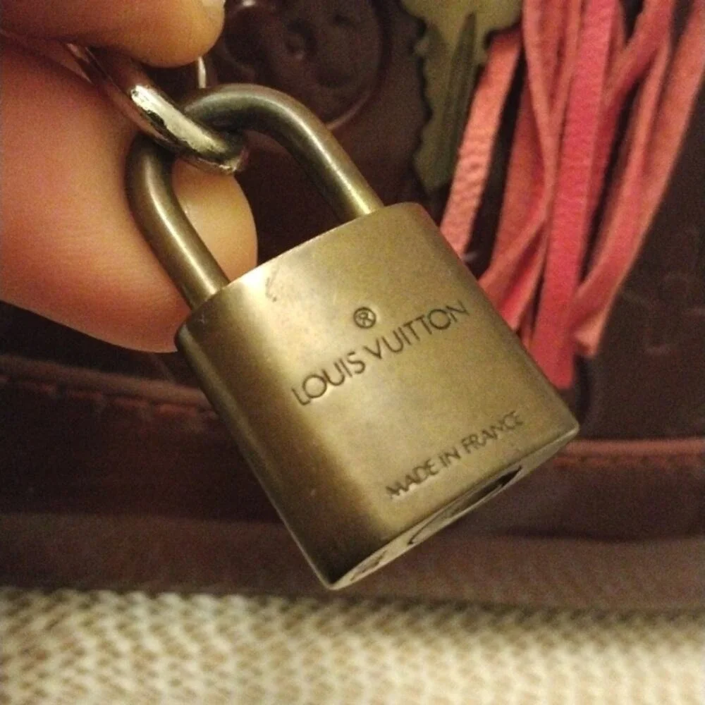 AUTHENTIC Louis Vuitton LOCK & KEY #306 Vintage BRASS added to Purse Chain Charm